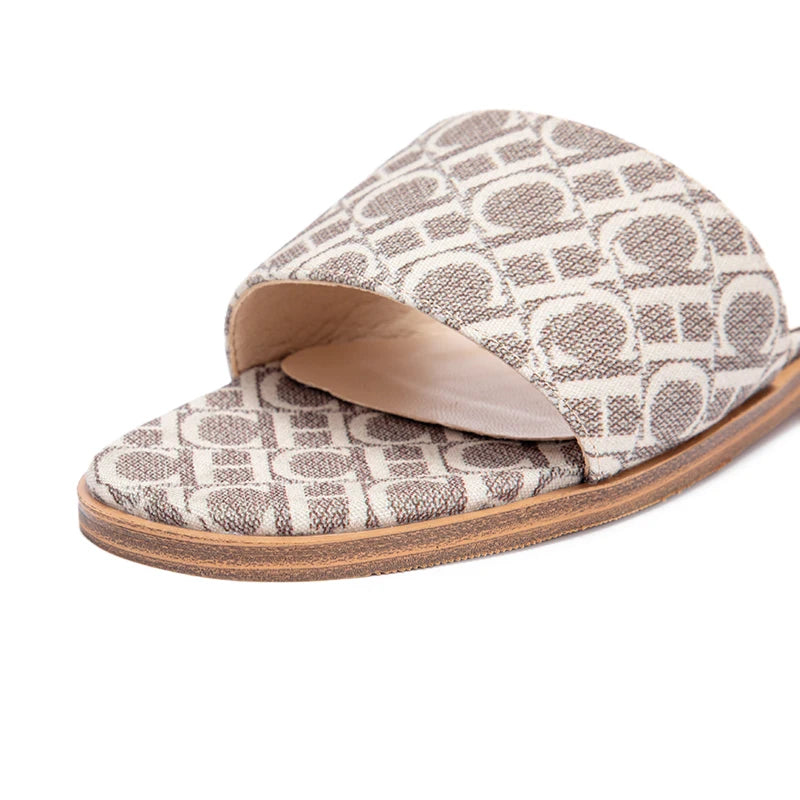 Comfortable Anti-Slip Slippers for Women with Stylish Letter Print