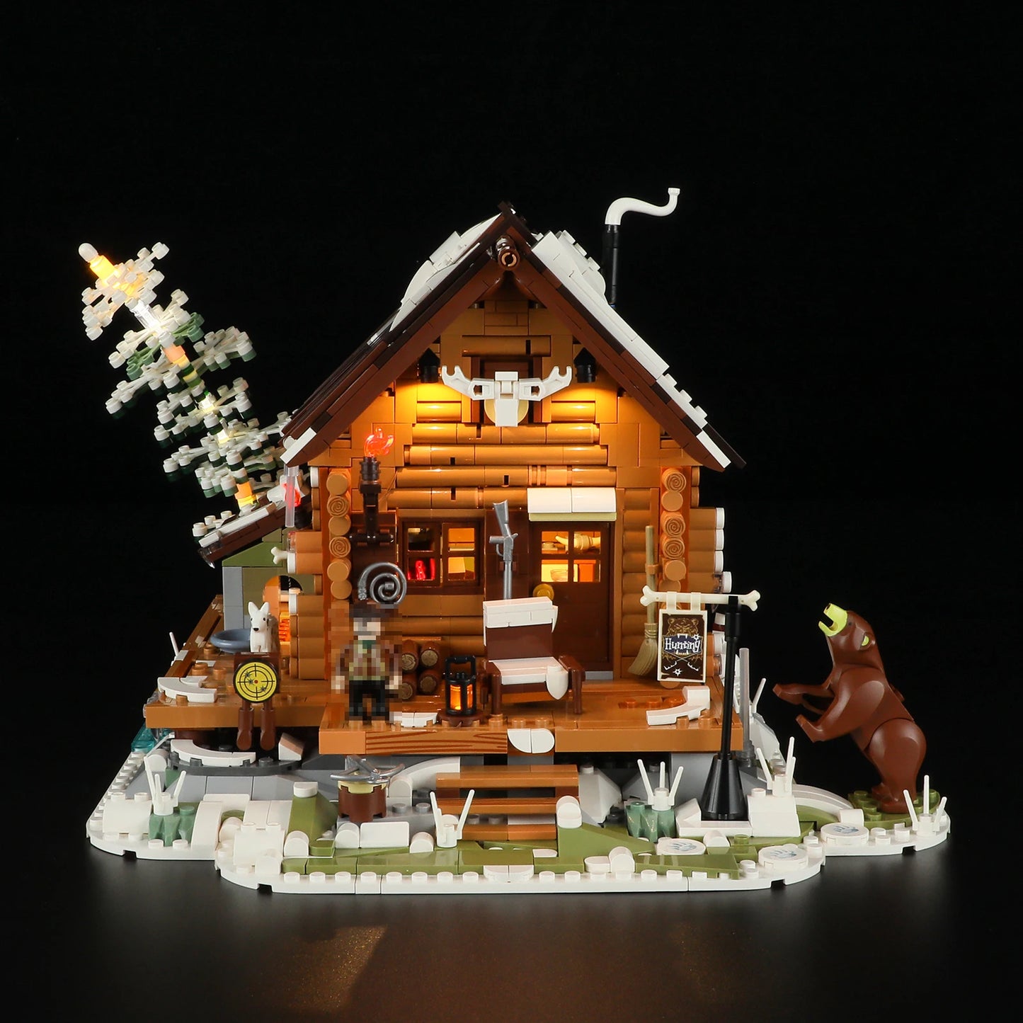 Hunting Lodge House Buildings Sets City Forest Snow-Covered Lodge With LED Model Modular Buildings Blocks Christmas Gift 2036PCS