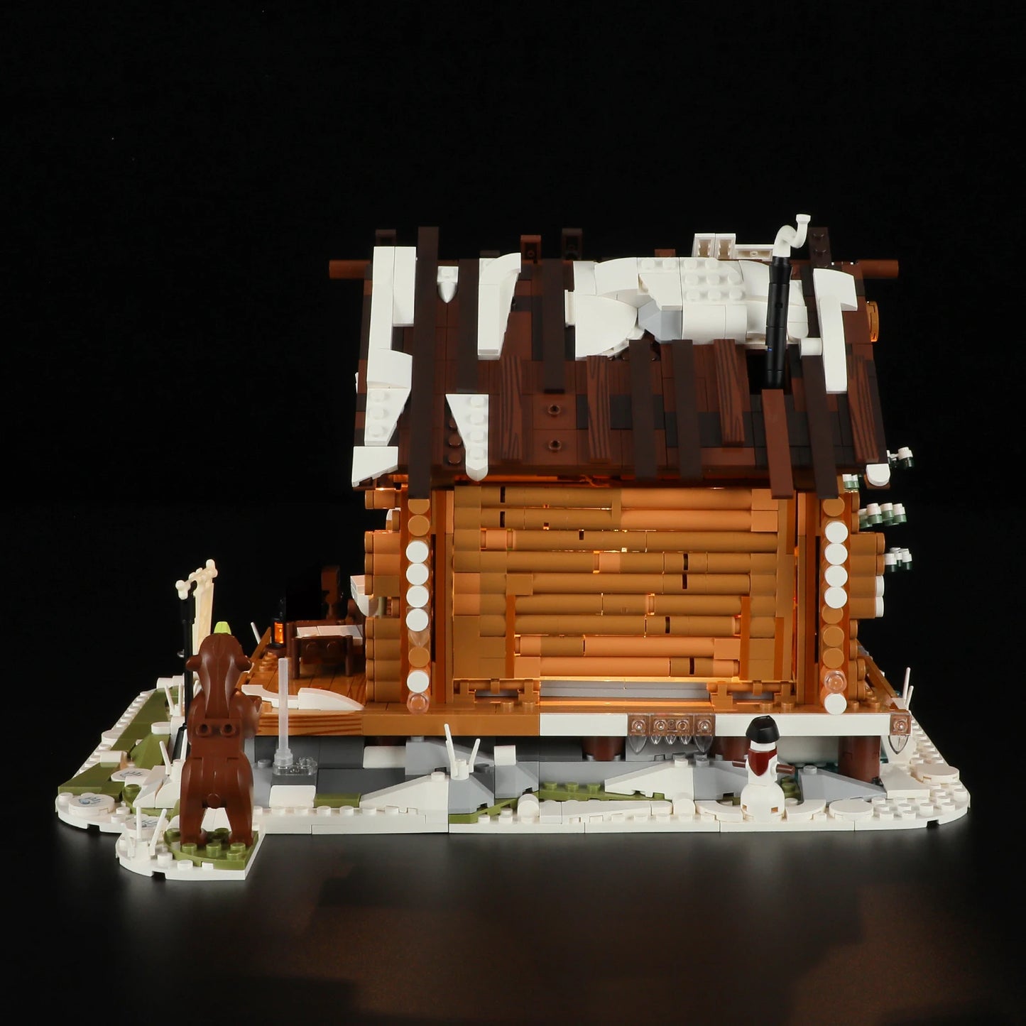 Hunting Lodge House Buildings Sets City Forest Snow-Covered Lodge With LED Model Modular Buildings Blocks Christmas Gift 2036PCS