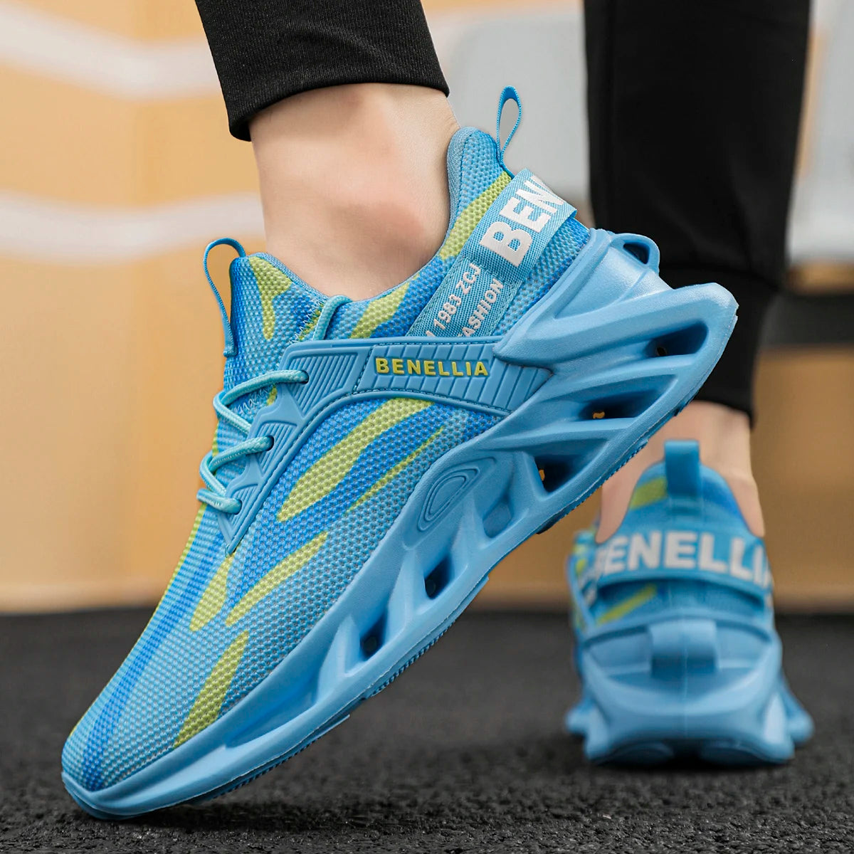Lightweight Breathable Running Shoes for Men and Women