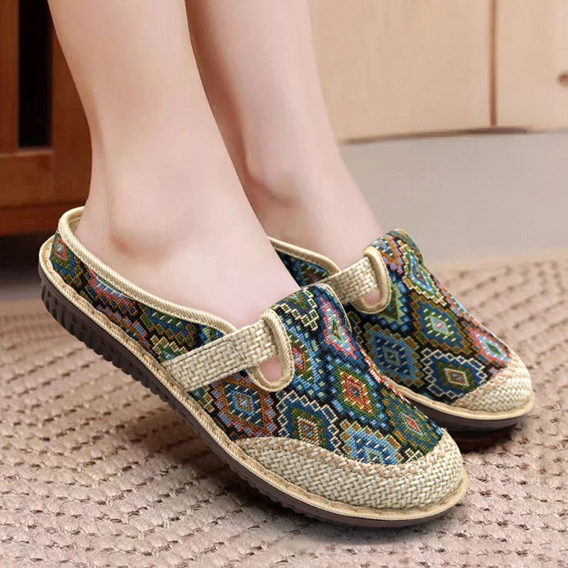 Fashion Women's Ethnic Style Embroidered Linen Casual Slippers Breathable Outdoor Shoes for Women