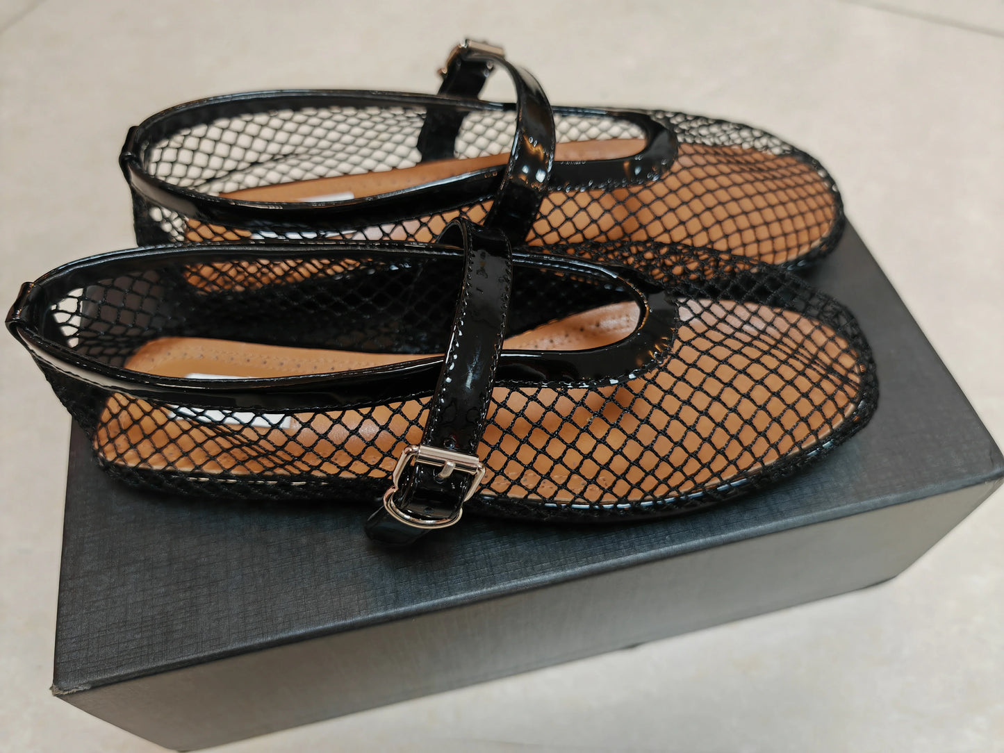 Comfortable Leather Flat Fishnet Ballet Flats For Kids