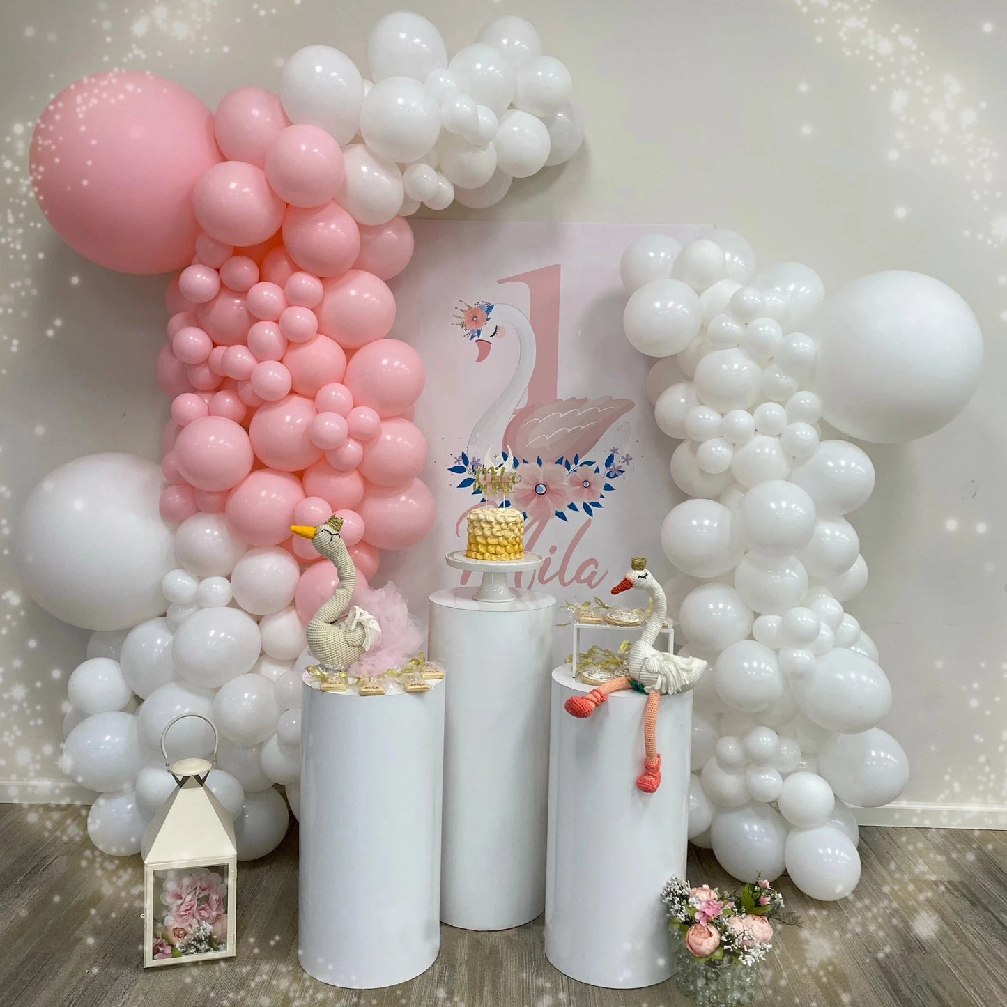 Fujian White Cylinder Pedestal Stands For Wedding Decor
