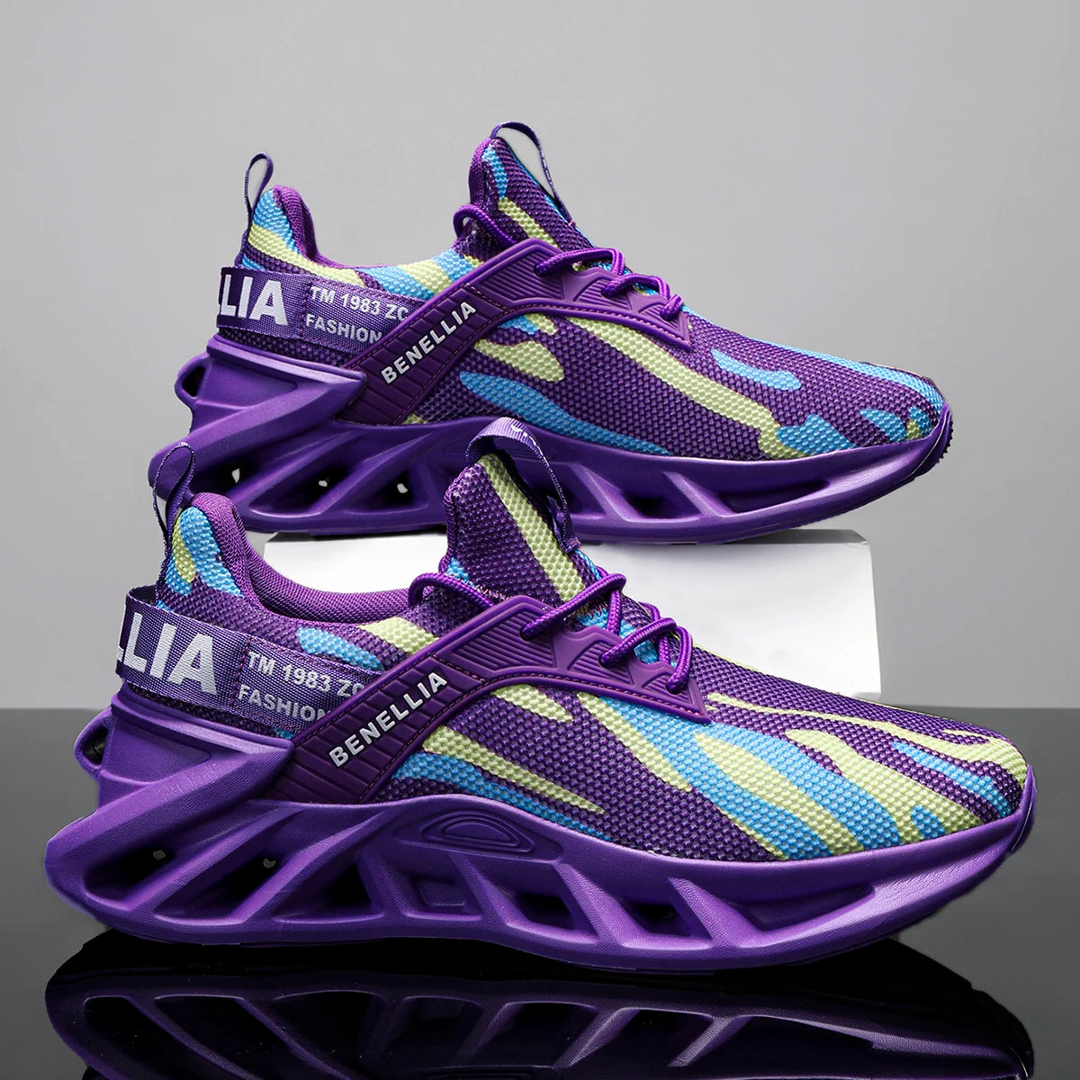 Lightweight Breathable Running Shoes for Men and Women