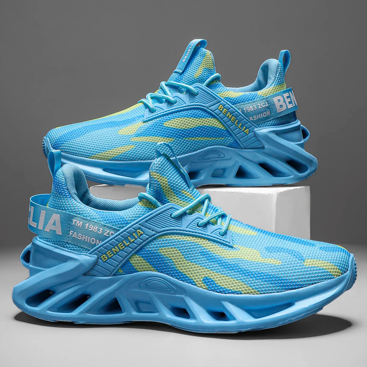 Lightweight Breathable Running Shoes for Men and Women